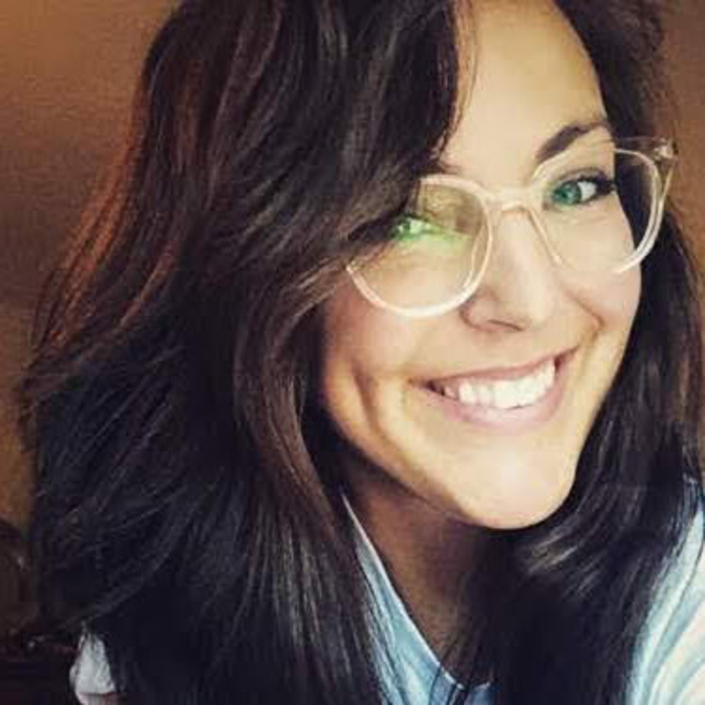 Meet your Posher, Alyssa